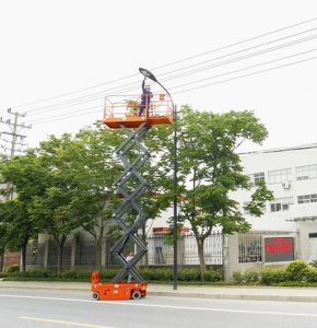 Fully electric scissor lifting platform